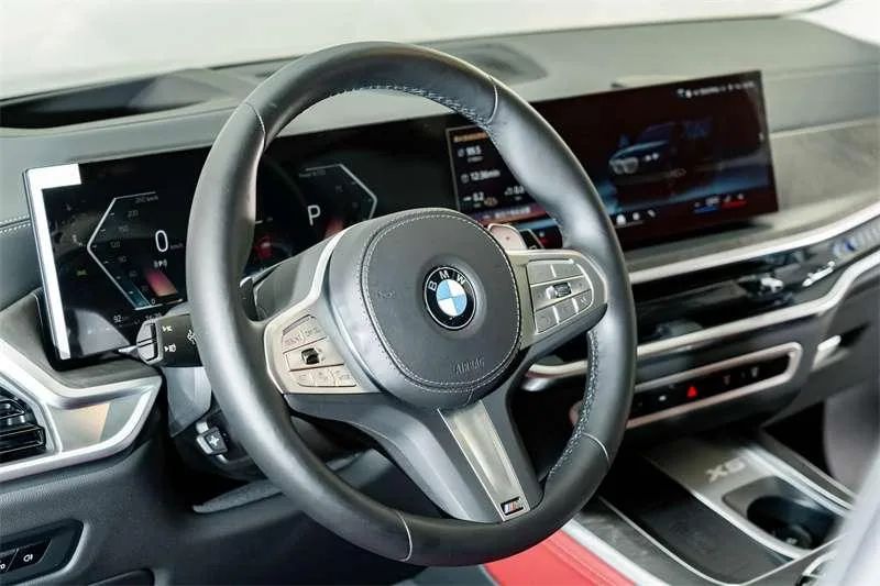 BMW X5 2023 xDrive30Li Premium Class M Sports Night Suit interior photo 12 BMW X5 2023 xDrive30Li Premium Class M Sports Night Suit interior photo 12