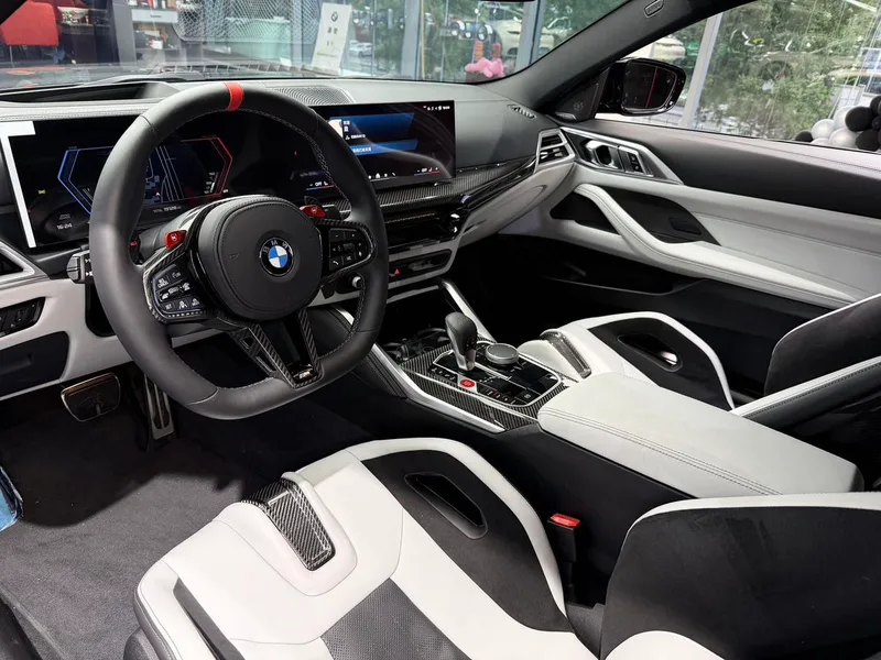 BMW M4 2024 M4 Coupe M xDrive Thunder Edition interior photo 7 BMW M4 2024 M4 Coupe M xDrive Thunder Edition interior photo 7