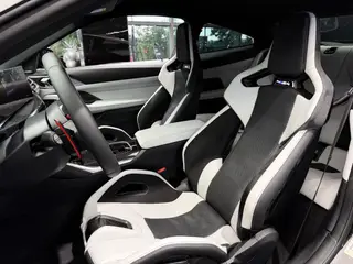 BMW M4 2024 M4 Coupe M xDrive Thunder Edition interior photo 8 BMW M4 2024 M4 Coupe M xDrive Thunder Edition interior photo 8