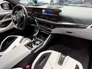 BMW M4 2024 M4 Coupe M xDrive Thunder Edition interior photo 10 BMW M4 2024 M4 Coupe M xDrive Thunder Edition interior photo 10