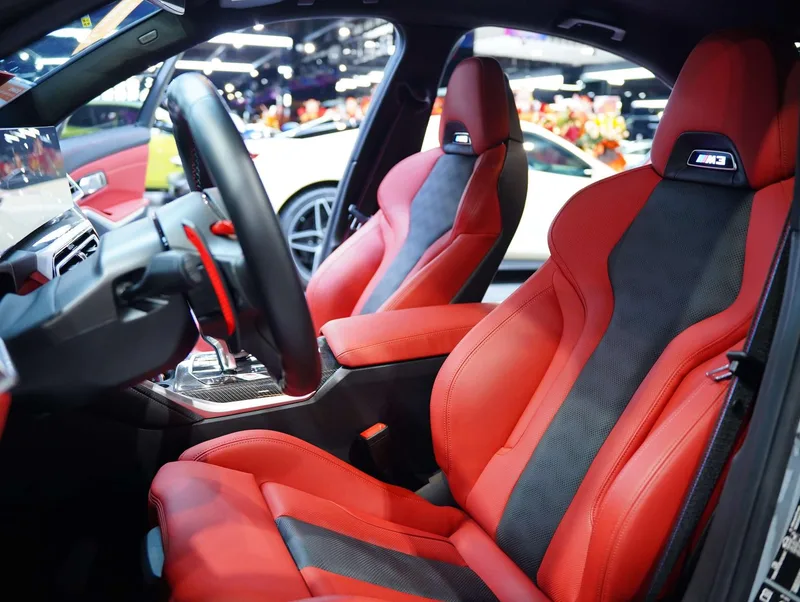 BMW M3 2023 M3 Sedán de cuatro puertas M xDrive Versión Thunder interior foto 13 BMW M3 2023 M3 Sedán de cuatro puertas M xDrive Versión Thunder interior foto 13