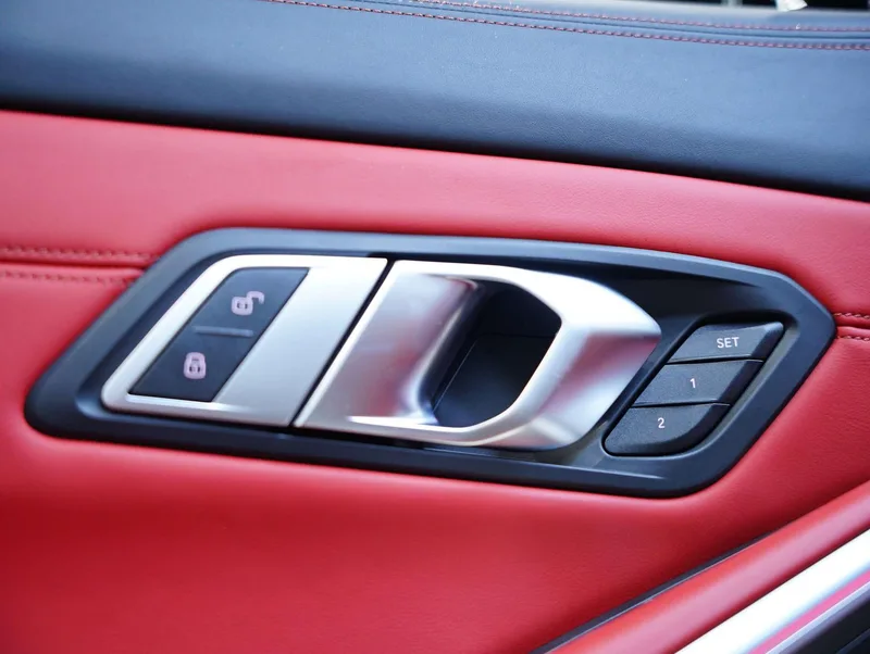 BMW M3 2023 M3 Sedán de cuatro puertas M xDrive Versión Thunder interior foto 18 BMW M3 2023 M3 Sedán de cuatro puertas M xDrive Versión Thunder interior foto 18