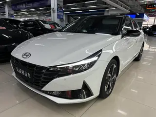 Hyundai Elantra 2021 1.5L CVT LUX Version de luxe