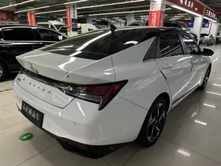 Hyundai Elantra 2021 1.5L CVT LUX Premium Edition exterior photo 2 Hyundai Elantra 2021 1.5L CVT LUX Premium Edition exterior photo 2