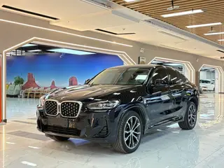 BMW X4 2022 xDrive 30i M Ensemble de sport