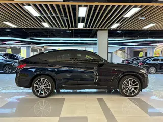 BMW X4 2022 xDrive 30i M Ensemble de sport extérieur photo 7 BMW X4 2022 xDrive 30i M Ensemble de sport extérieur photo 7