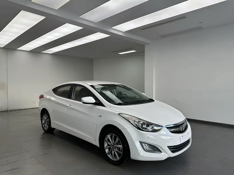 Hyundai Elantra Langdong 2015 1.6L Automatic fashion type exterior photo 3 Hyundai Elantra Langdong 2015 1.6L Automatic fashion type exterior photo 3