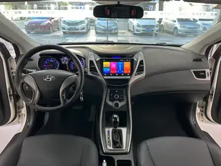 Hyundai Elantra Langdong 2015 1.6L Automatic fashion type exterior photo 5 Hyundai Elantra Langdong 2015 1.6L Automatic fashion type exterior photo 5