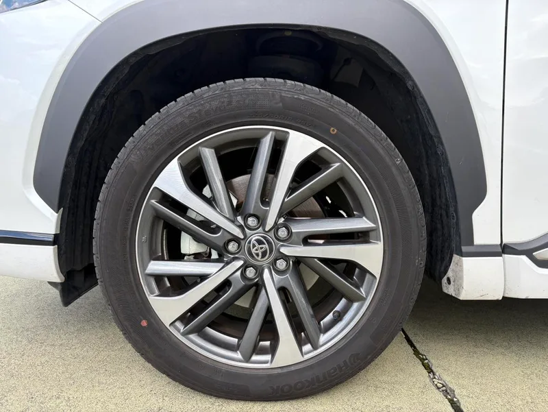 Toyota Frontlander 2024 2.0L Intelligent electric hybrid double engine Sports version exterior photo 6 Toyota Frontlander 2024 2.0L Intelligent electric hybrid double engine Sports version exterior photo 6