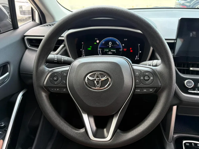 Toyota Frontlander 2024 2.0L Intelligent electric hybrid double engine Sports version interior photo 13 Toyota Frontlander 2024 2.0L Intelligent electric hybrid double engine Sports version interior photo 13
