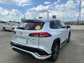 Toyota Frontlander 2024 2.0L Intelligent electric hybrid double engine Sports version interior photo 14 Toyota Frontlander 2024 2.0L Intelligent electric hybrid double engine Sports version interior photo 14
