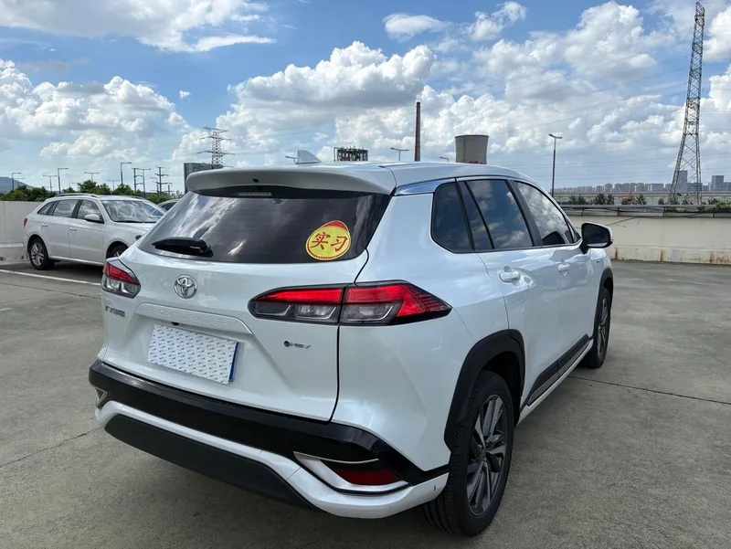 Toyota Frontlander 2024 2.0L Intelligent electric hybrid double engine Sports version interior photo 14 Toyota Frontlander 2024 2.0L Intelligent electric hybrid double engine Sports version interior photo 14