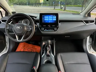 Toyota Corolla 2021 1.2T S-CVT Versión de élite interior foto 18 Toyota Corolla 2021 1.2T S-CVT Versión de élite interior foto 18