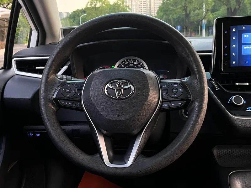 Toyota Corolla 2021 1.2T S-CVT Versión de élite interior foto 19 Toyota Corolla 2021 1.2T S-CVT Versión de élite interior foto 19
