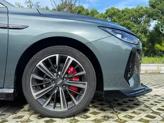 Chery Arrizo 8 PRO 2025 1.6T DCT Люксовый интерьер фото 15 Chery Arrizo 8 PRO 2025 1.6T DCT Люксовый интерьер фото 15