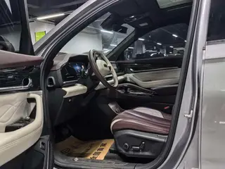 Geely Monjaro 2024 2.0TD Versión en la nube de tracción en dos ruedas automática de alta potencia interior foto 11