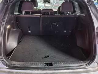 Geely Monjaro 2024 2.0TD Versión en la nube de tracción en dos ruedas automática de alta potencia interior foto 14