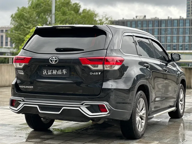 Toyota Highlander 2018 2.0T Two-wheel drive elite version 7 seat Country VI exterior photo 5 Toyota Highlander 2018 2.0T Two-wheel drive elite version 7 seat Country VI exterior photo 5