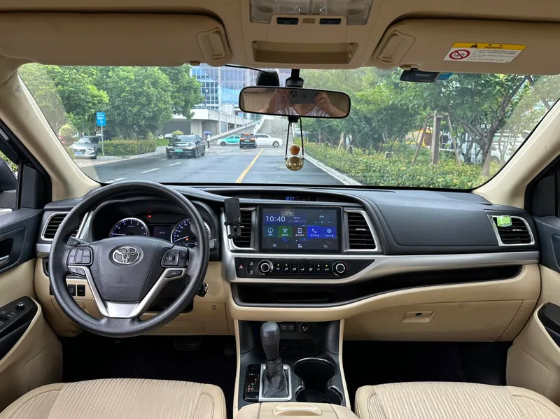 Toyota Highlander 2018 2.0T Two-wheel drive elite version 7 seat Country VI exterior photo 10 Toyota Highlander 2018 2.0T Two-wheel drive elite version 7 seat Country VI exterior photo 10