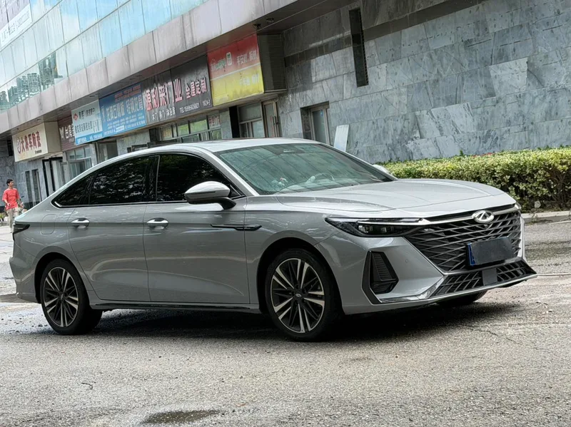 Chery Arrizo 8 2025 2.0T DCT Strength exterior photo 3 Chery Arrizo 8 2025 2.0T DCT Strength exterior photo 3