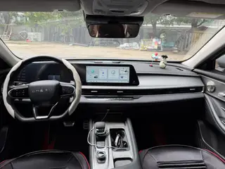 Chery Arrizo 8 2025 2.0T DCT Strength interior photo 9 Chery Arrizo 8 2025 2.0T DCT Strength interior photo 9