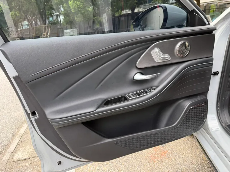 Chery Arrizo 8 2025 2.0T DCT Strength interior photo 12 Chery Arrizo 8 2025 2.0T DCT Strength interior photo 12
