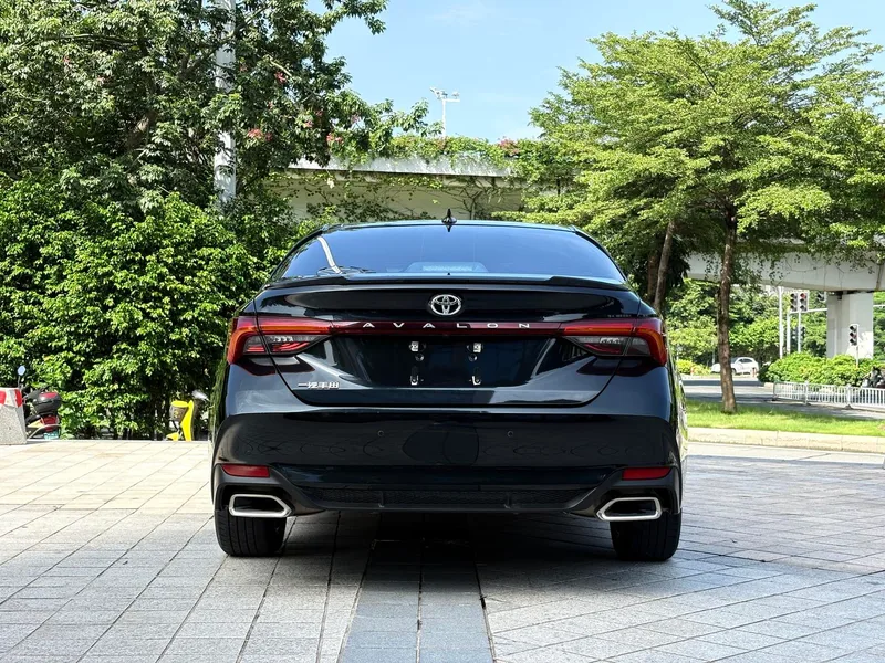 Toyota Avalon 2022 2.5L Enterprising Edition interior photo 9 Toyota Avalon 2022 2.5L Enterprising Edition interior photo 9