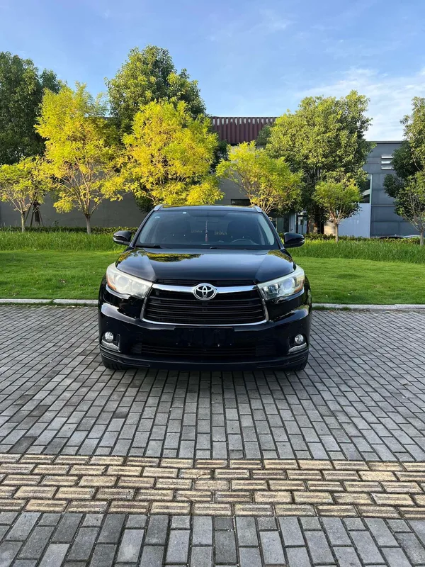 Toyota Highlander 2015 2.0T Édition de luxe à quatre roues motrices 7 Siège extérieur photo 2