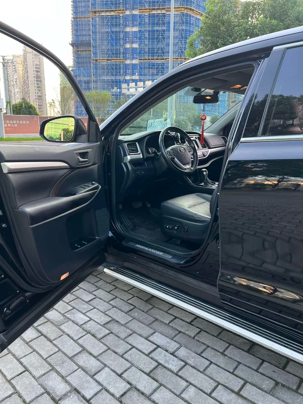 Toyota Highlander 2015 2.0T Édition de luxe à quatre roues motrices 7 Siège extérieur photo 4
