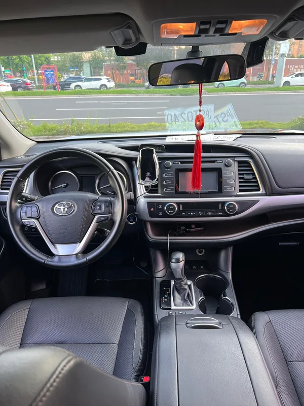 Toyota Highlander 2015 2.0T Édition de luxe à quatre roues motrices 7 Siège extérieur photo 5
