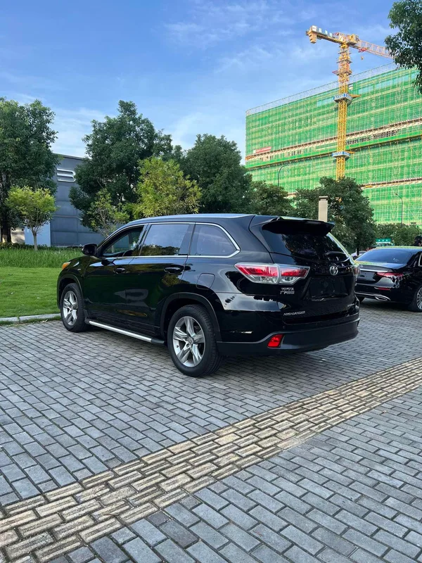 Toyota Highlander 2015 2.0T Édition de luxe à quatre roues motrices 7 Siège intérieur photo 7
