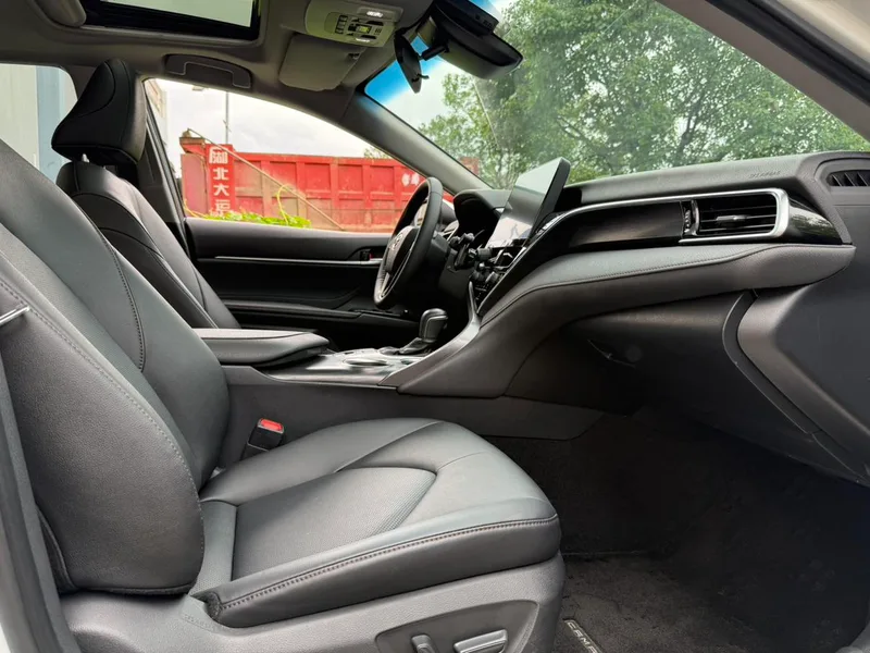 Toyota Camry 2023 2.0S Fengshang Edition interior photo 11 Toyota Camry 2023 2.0S Fengshang Edition interior photo 11