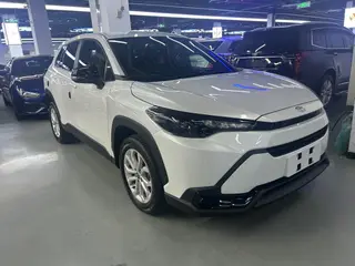Toyota Frontlander 2024 2.0L CVT Versión de élite exterior foto 3 Toyota Frontlander 2024 2.0L CVT Versión de élite exterior foto 3