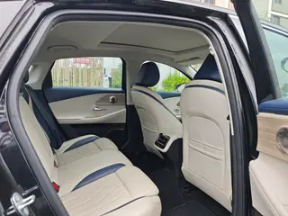 Chery Arrizo 8 2022 1.6TGDI DCT elegance interior photo 9 Chery Arrizo 8 2022 1.6TGDI DCT elegance interior photo 9