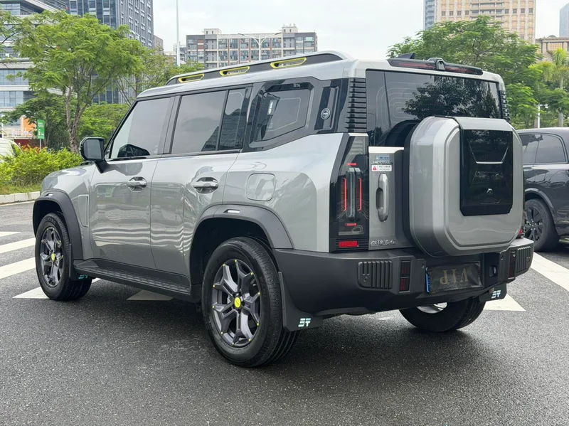 Jetour T2 2023 2.0TD Four-wheel drive Time travel PRO+ interior photo 17 Jetour T2 2023 2.0TD Four-wheel drive Time travel PRO+ interior photo 17