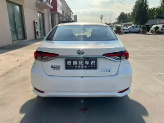 Toyota Corolla 2023 Motor doble híbrido eléctrico inteligente 1.8L E-CVT Versión pionera interior foto 8 Toyota Corolla 2023 Motor doble híbrido eléctrico inteligente 1.8L E-CVT Versión pionera interior foto 8