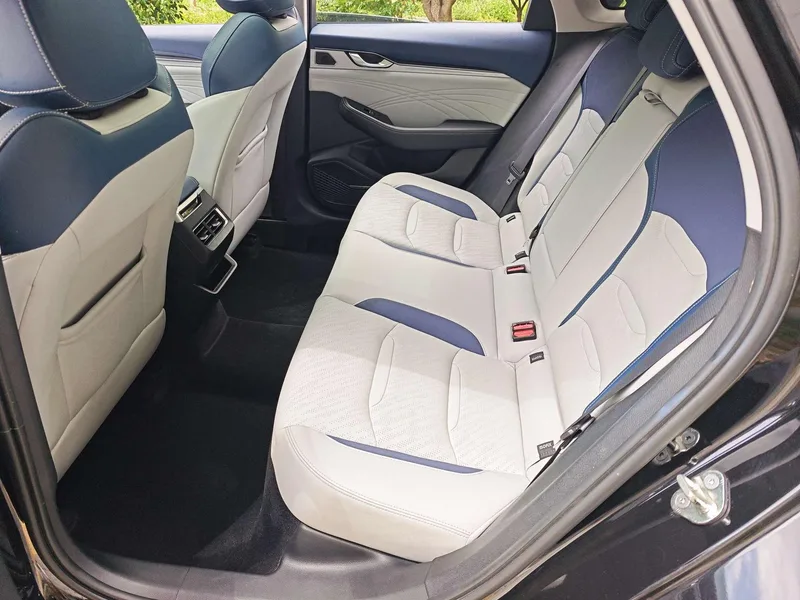 Geely Preface 2023 2.0T Premium Trim exterior photo 7 Geely Preface 2023 2.0T Premium Trim exterior photo 7