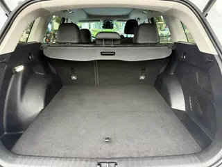 Geely Monjaro 2023 2.0TD High-power automatic two-drive flagship type interior photo 9
