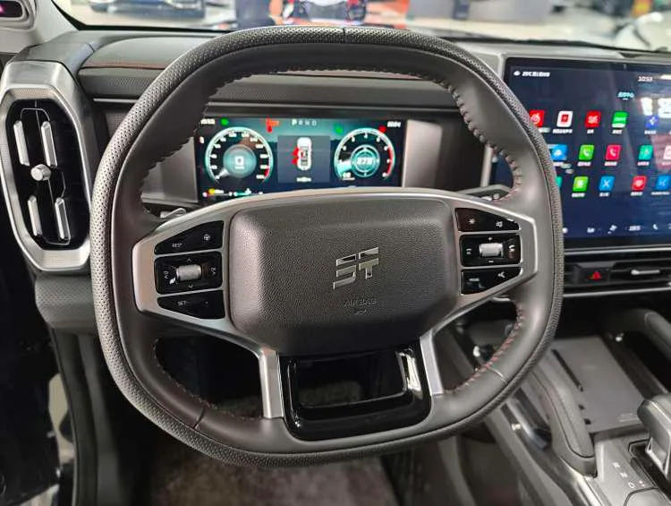 Jetour T2 2023 1.5TD Two-wheel drive Discover PRO interior photo 13 Jetour T2 2023 1.5TD Two-wheel drive Discover PRO interior photo 13
