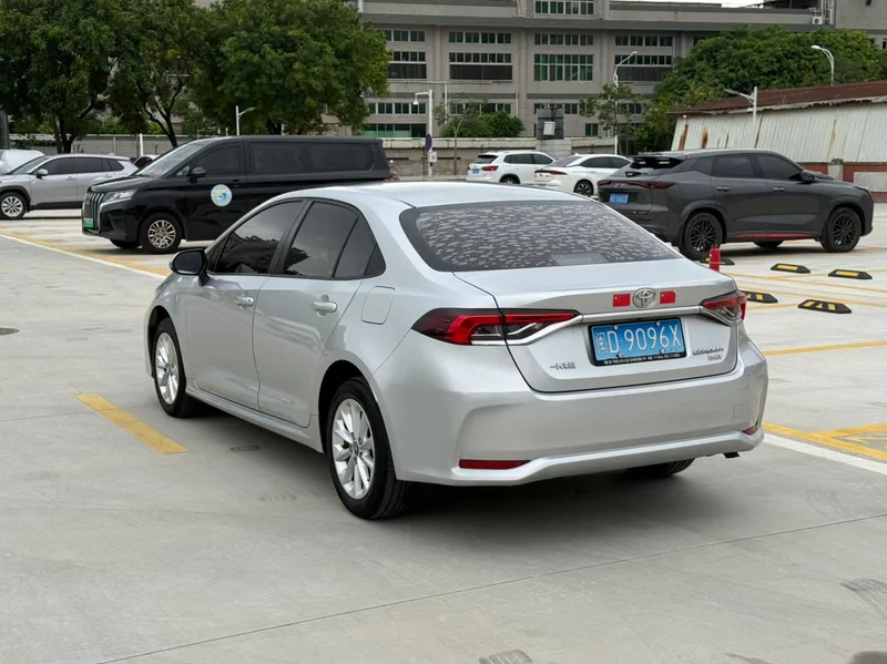 Toyota Corolla 2021 1.2T S-CVT Elite PLUS version exterior photo 4 Toyota Corolla 2021 1.2T S-CVT Elite PLUS version exterior photo 4
