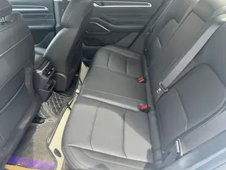 Geely Emgrand 2022 4th Gen 1.5L CVT Elite-type exterior photo 3 Geely Emgrand 2022 4th Gen 1.5L CVT Elite-type exterior photo 3