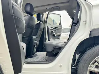 Jetour X90 2020 1.5T DCT Shadow Smart Edition 5 seat interior photo 13