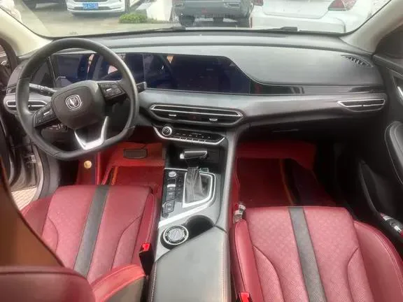 Changan Eado 2021 PLUS Blue whale NE 1.4T GDI DCT Flagship interior photo 8 Changan Eado 2021 PLUS Blue whale NE 1.4T GDI DCT Flagship interior photo 8