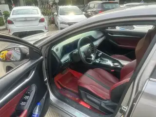 Changan Eado 2021 PLUS Blue whale NE 1.4T GDI DCT Flagship interior photo 9 Changan Eado 2021 PLUS Blue whale NE 1.4T GDI DCT Flagship interior photo 9