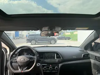 Hyundai Elantra Lingdong 2019 1.4T Dual-clutch dazzle vitality type interior photo 11 Hyundai Elantra Lingdong 2019 1.4T Dual-clutch dazzle vitality type interior photo 11