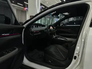 Changan UNI-V 2022 1.5T Premium Trim interior photo 12 Changan UNI-V 2022 1.5T Premium Trim interior photo 12