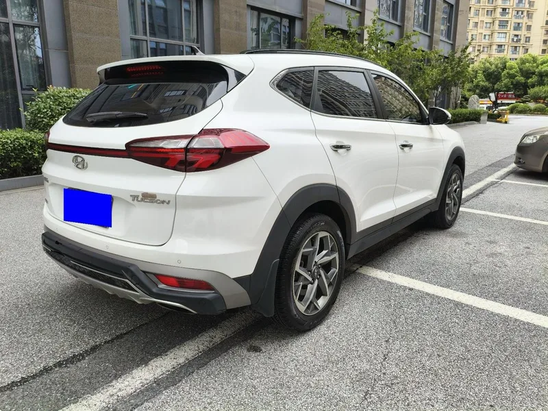 Hyundai Tucson 2019 280TGDi Dual-clutch two-drive fashion version Country VI exterior photo 5