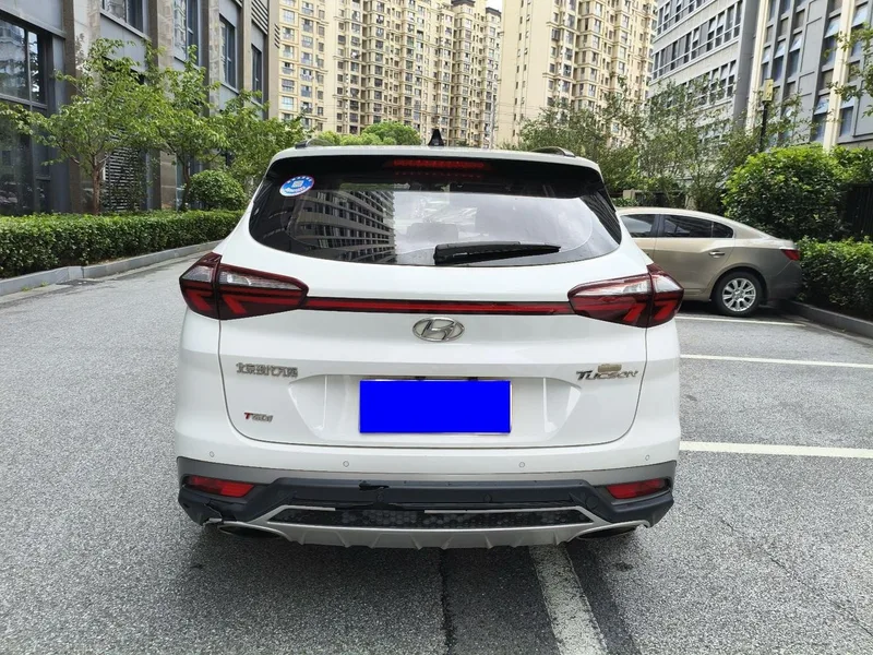 Hyundai Tucson 2019 280TGDi Dual-clutch two-drive fashion version Country VI exterior photo 6