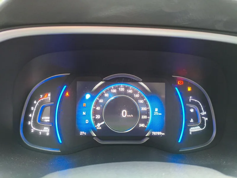 Hyundai Tucson 2019 280TGDi Dual-clutch two-drive fashion version Country VI exterior photo 8