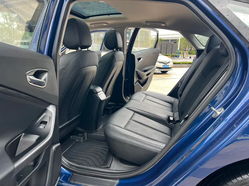 Hyundai Lafesta 2019 280TGDi Versión deportiva País VI interior foto 11